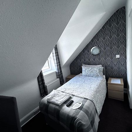 Dunmoore Guesthouse Оубън Екстериор снимка