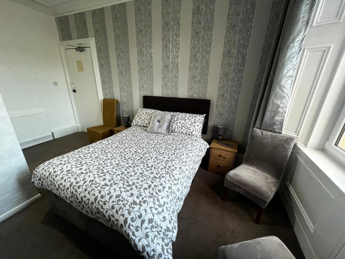 Dunmoore Guesthouse Оубън Екстериор снимка
