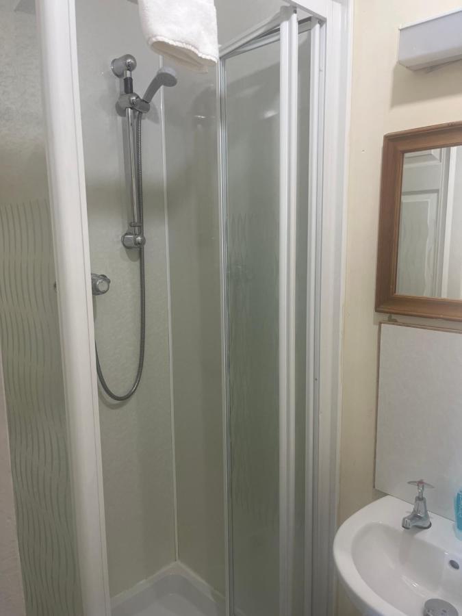 Dunmoore Guesthouse Оубън Екстериор снимка