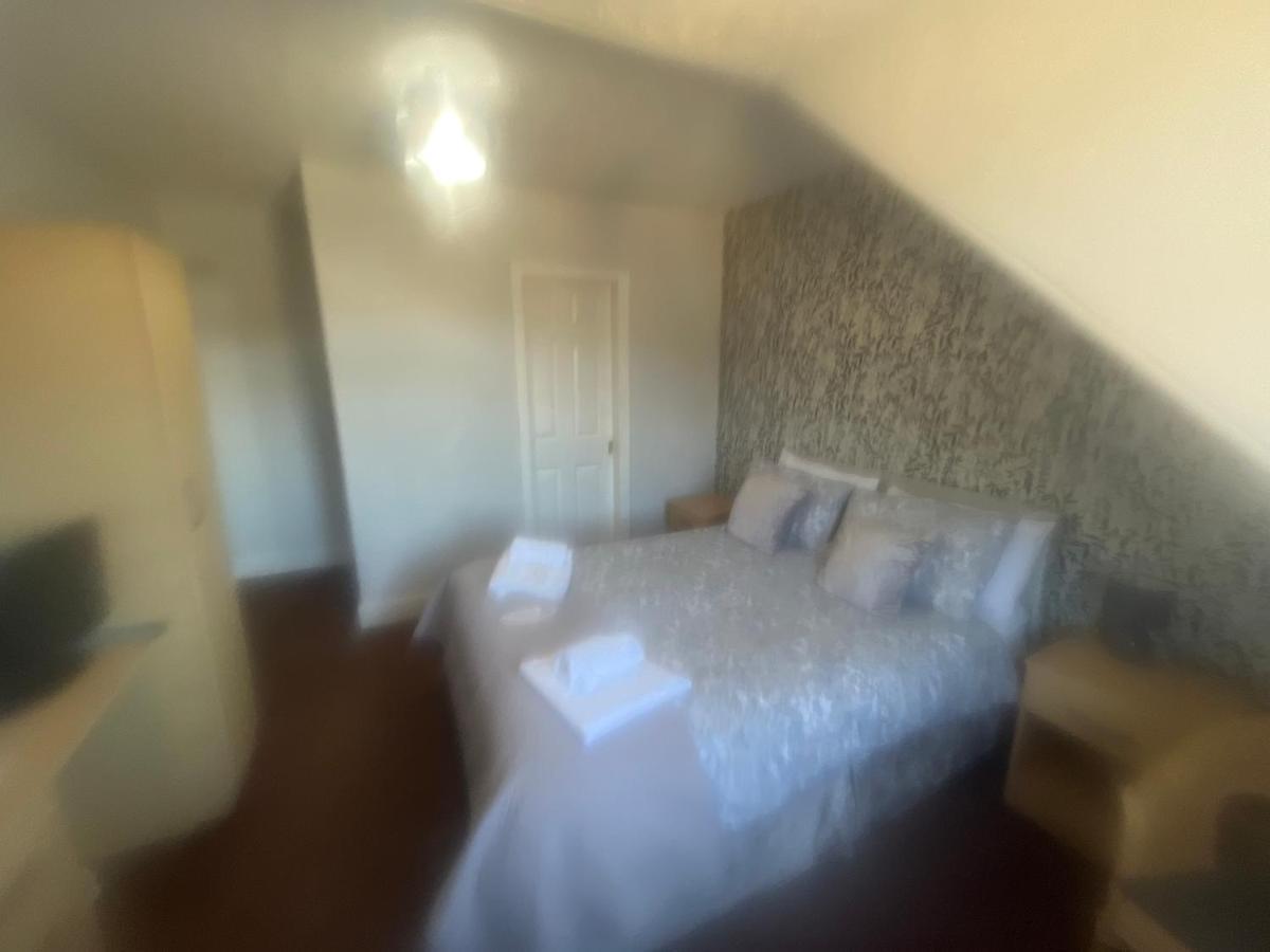 Dunmoore Guesthouse Оубън Екстериор снимка